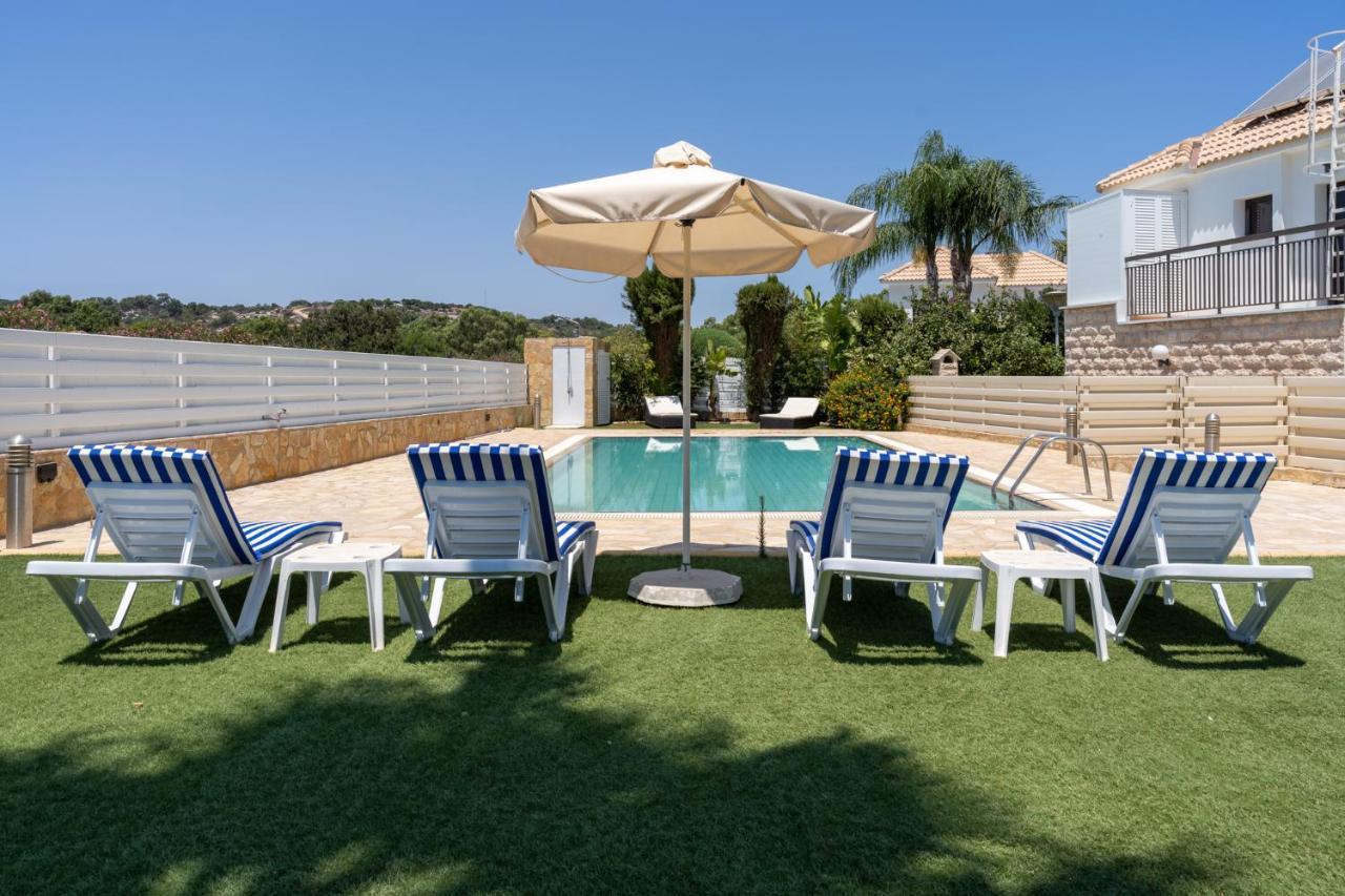 Lime 3-Bedroom Villa In Protaras Bagian luar foto