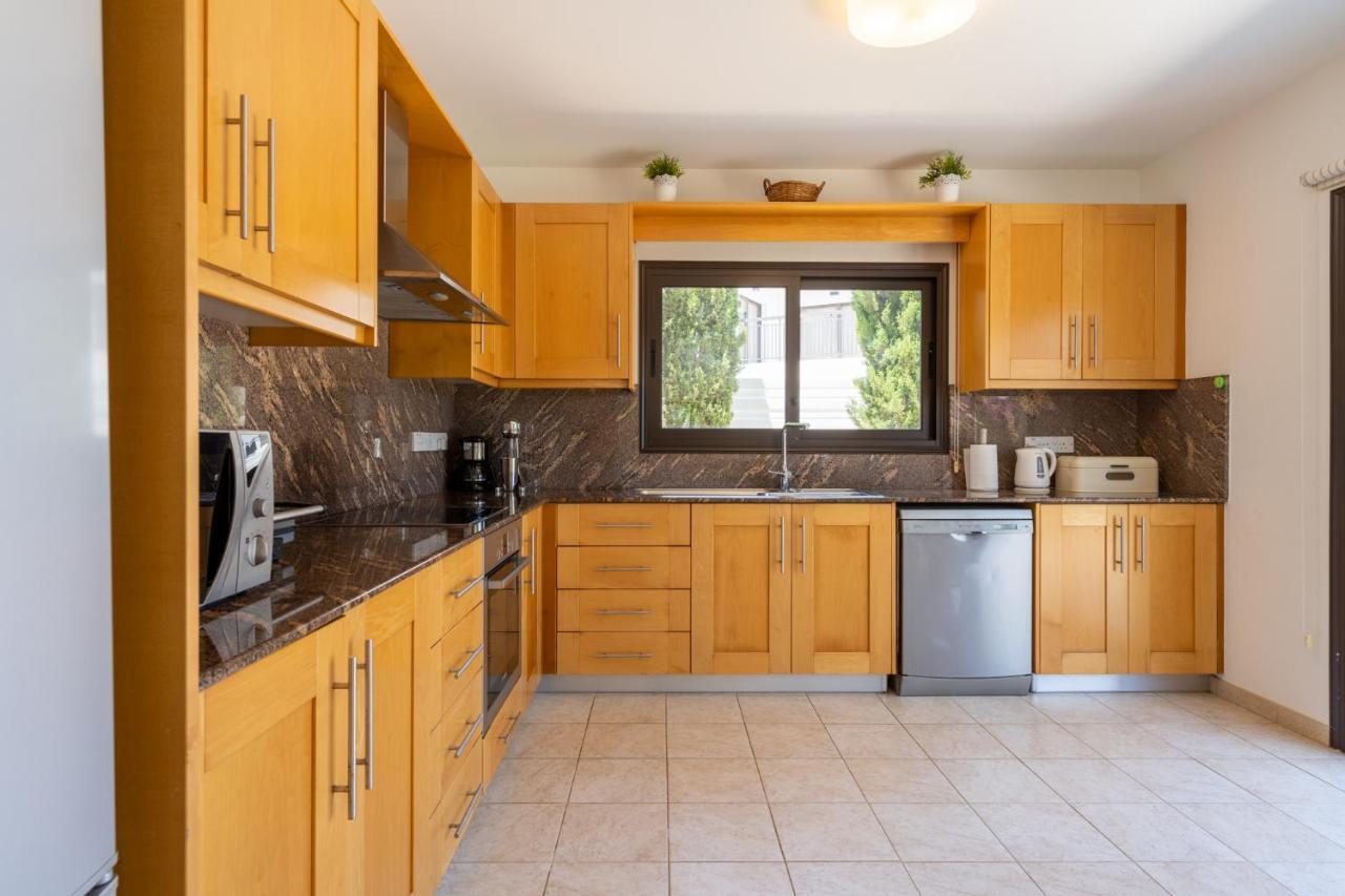 Lime 3-Bedroom Villa In Protaras Bagian luar foto