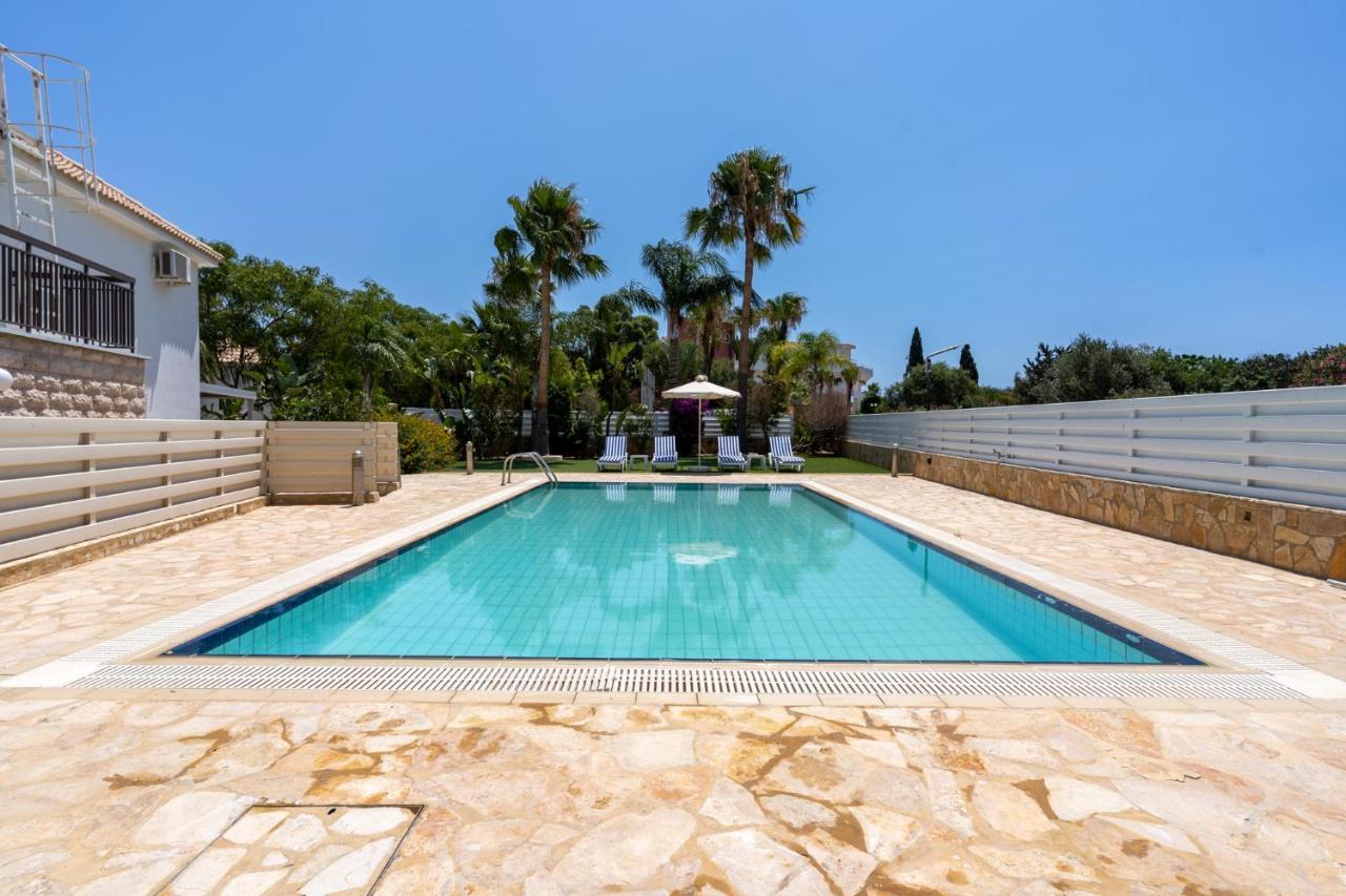 Lime 3-Bedroom Villa In Protaras Bagian luar foto