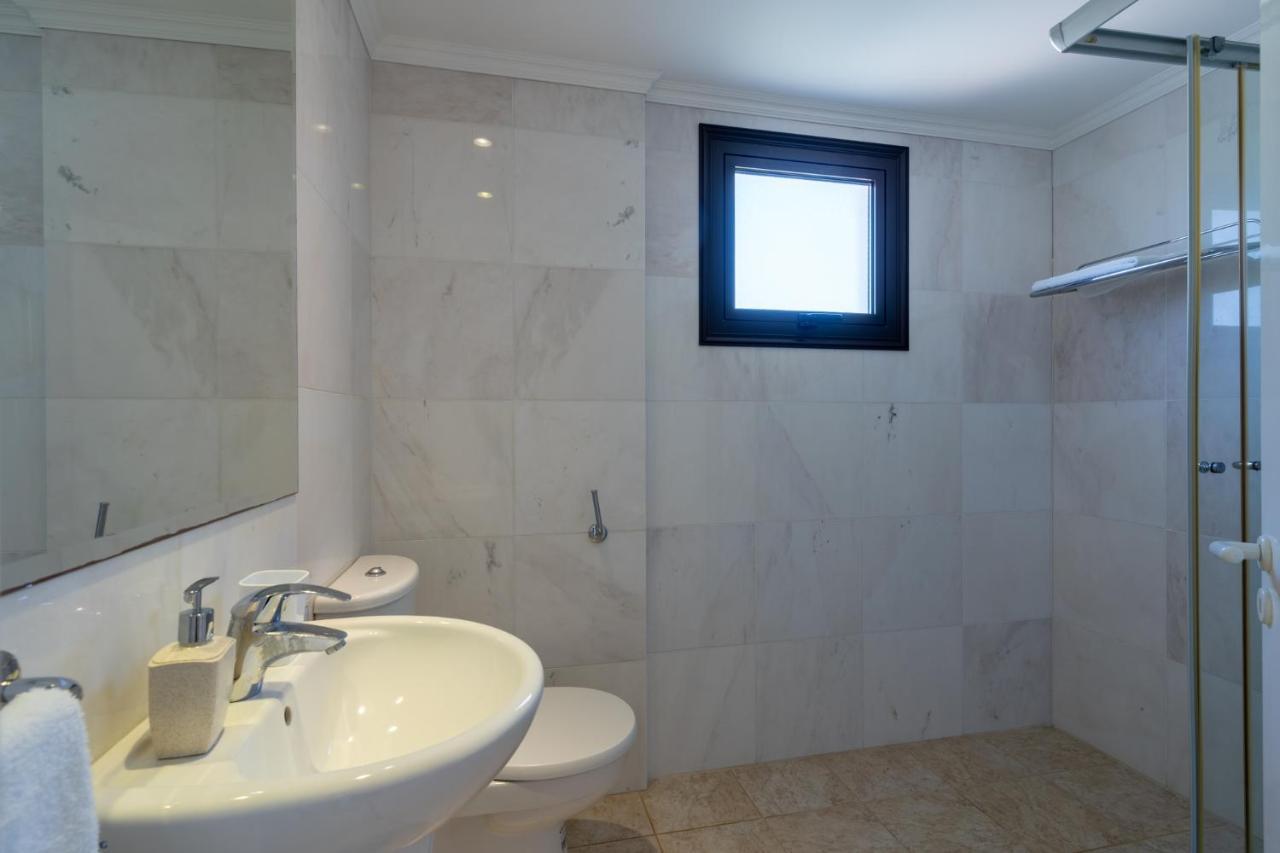 Lime 3-Bedroom Villa In Protaras Bagian luar foto