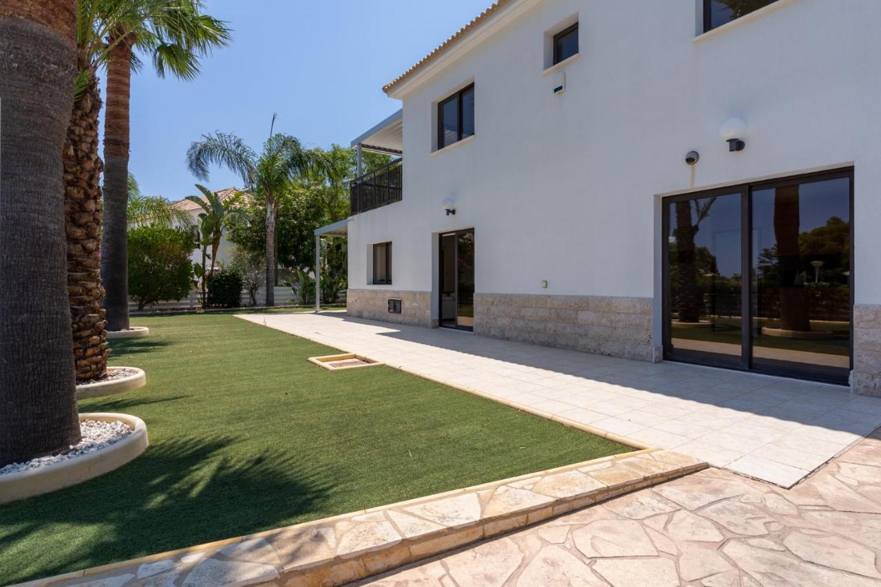 Lime 3-Bedroom Villa In Protaras Bagian luar foto